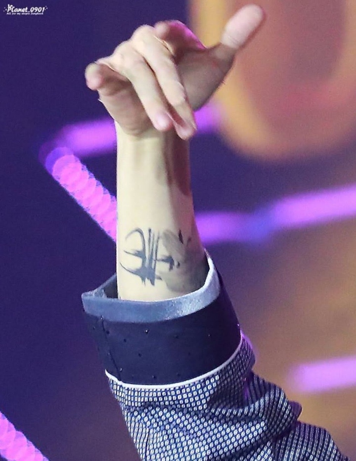 Jungkook BTS Nambah Tato Baru 1