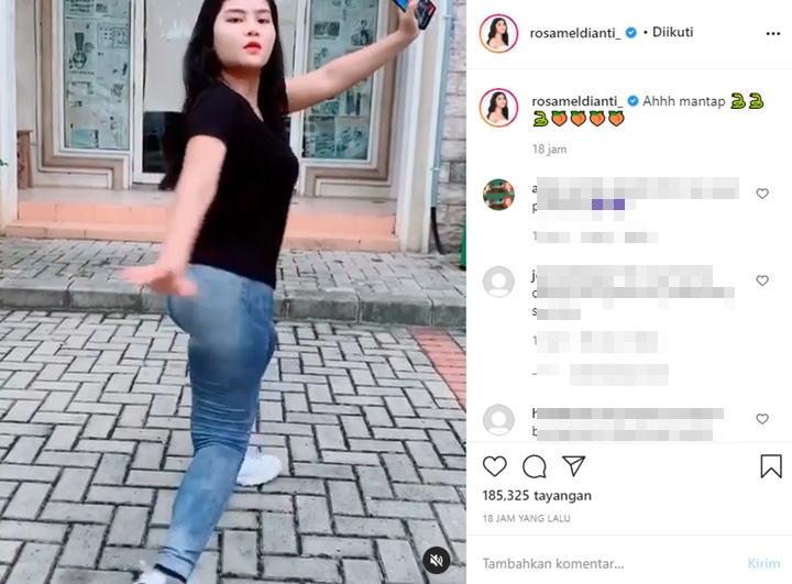 Rosa Meldianti Tunjukkan Bodi Hasil Diet, Celana Sobek Jadi Sorotan