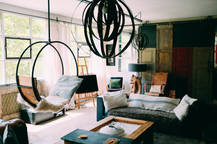 Letakkan Furnitur Multifungsi