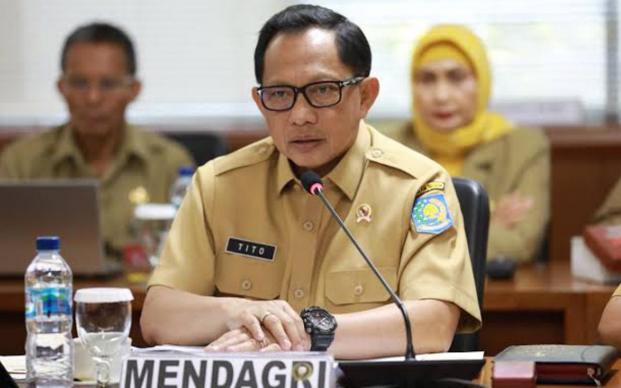 Pandemi Bikin RI 'Panen' Limbah Medis, Mendagri Beri Solusi Ini