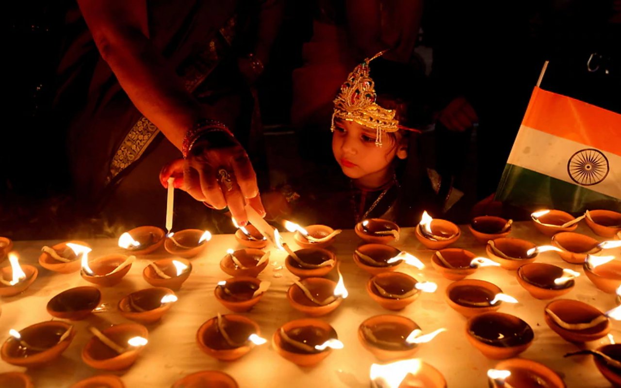 Usai Gelar Festival Diwali, India Diselimuti Kabut Asap Beracun