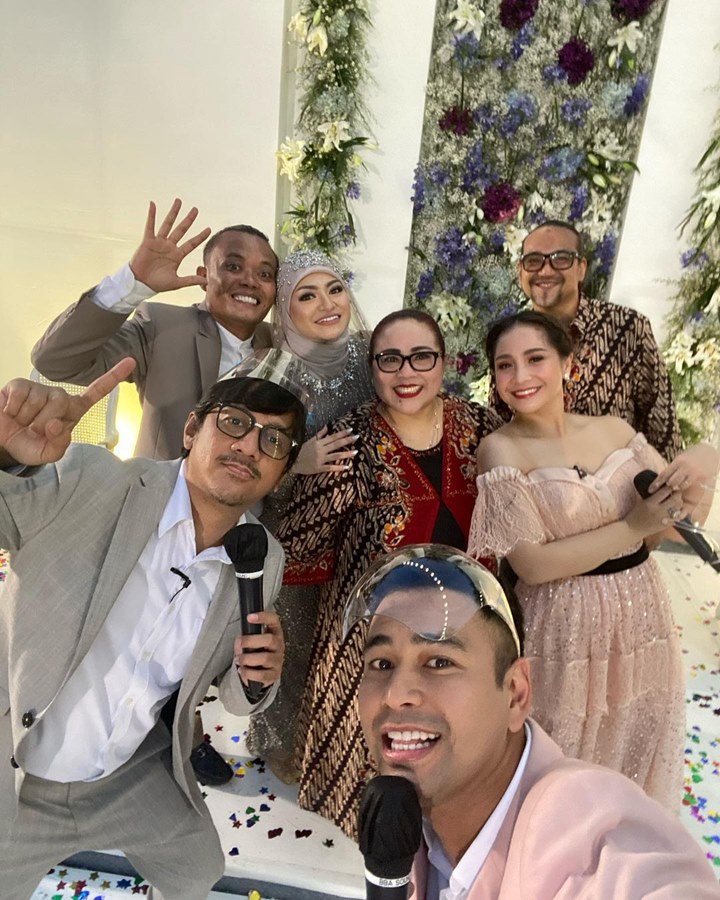 Sule Tak Undang Rekan Artis?