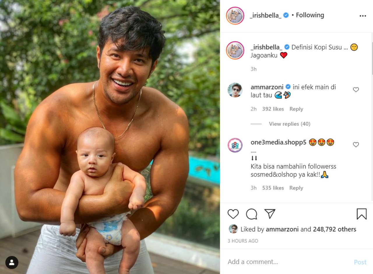 Irish Bella Pamer Tubuh Berotot Ammar Zoni Saat Gendong Baby Air, Dipuji Makin Macho