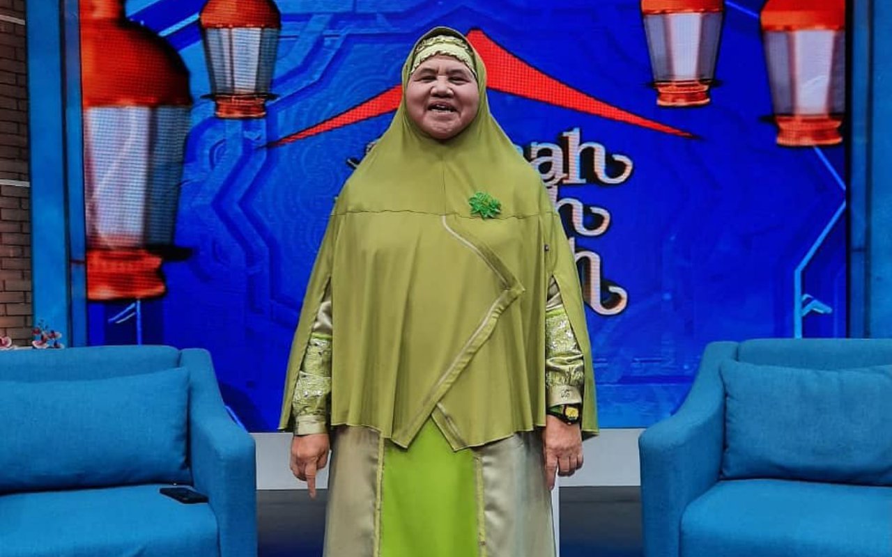 Baru Dikabarkan Positif COVID-19, Mamah Dedeh Justru Disebut Sudah Lama Sembuh