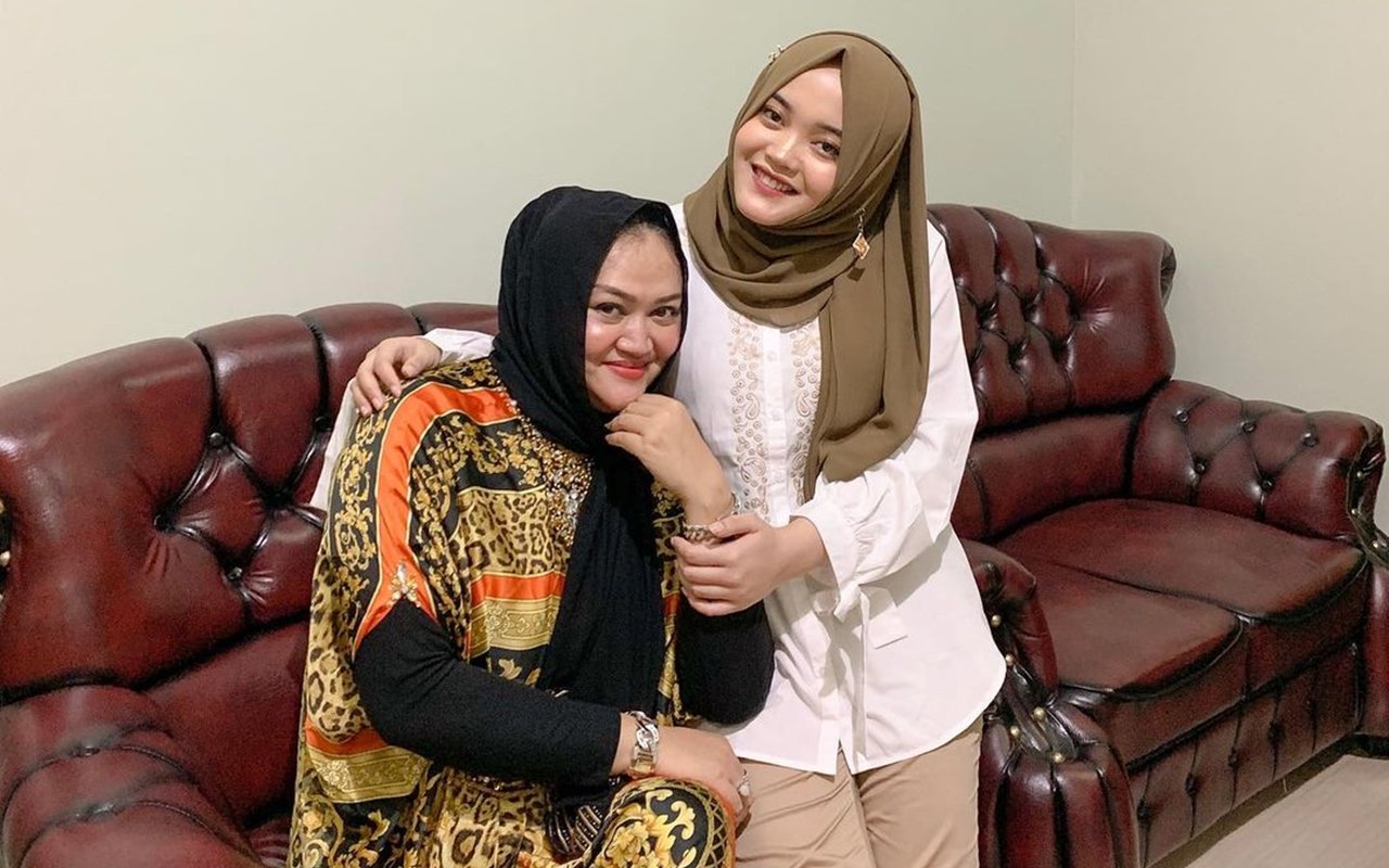 Putri Delina Lihat Kemiripan Nathalie Holscher dengan Almarhumah Mama