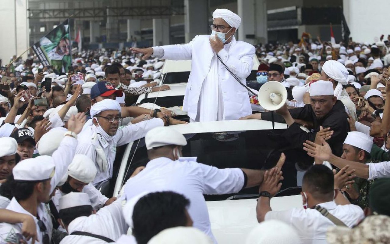 Polisi Periksa Rekaman CCTV Kerumunan Massa Habib Rizieq, Bagaimana Hasilnya?