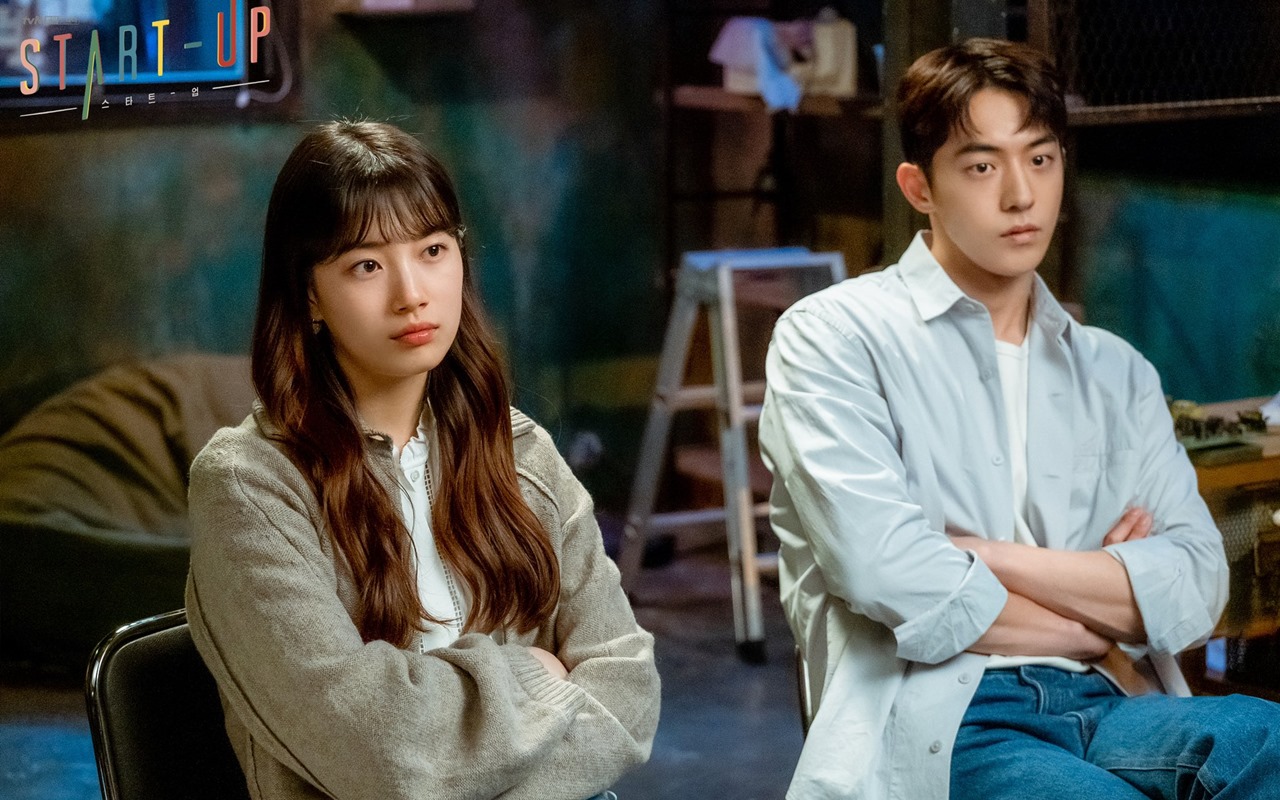 Suzy dan Nam Joo Hyuk Putus di 'Start Up', Fans Auto Bahas 'Dream High'