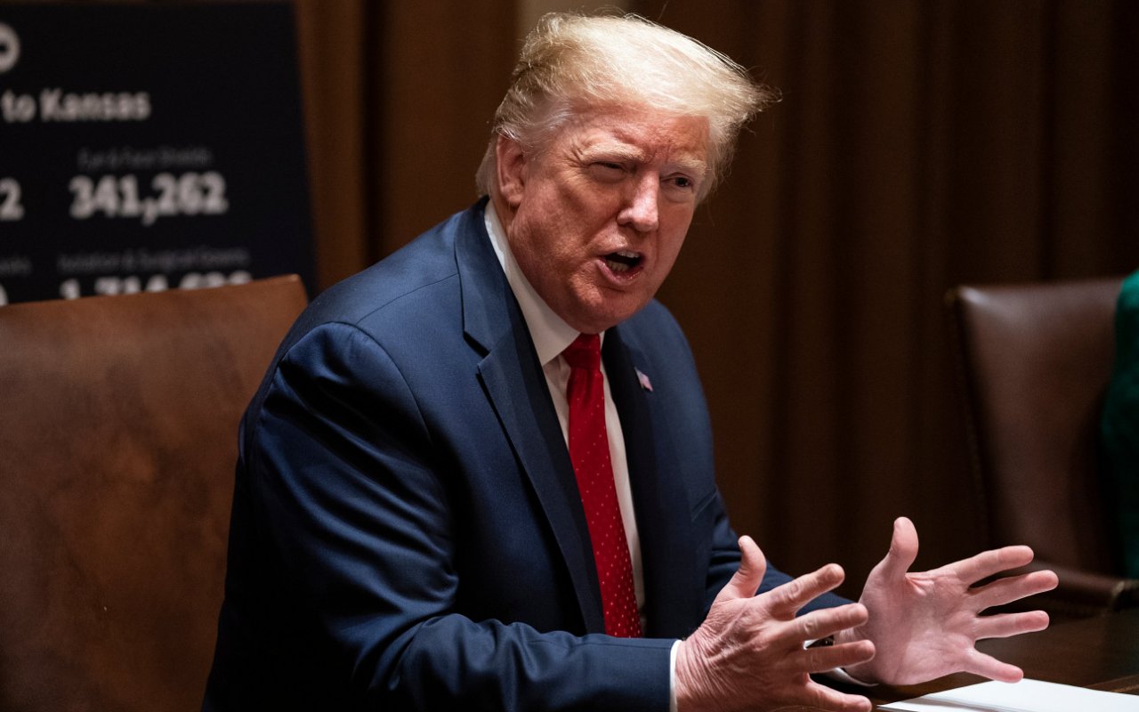 Trump Bawa AS Keluar dari Perjanjian Open Skies Jelang Lengser