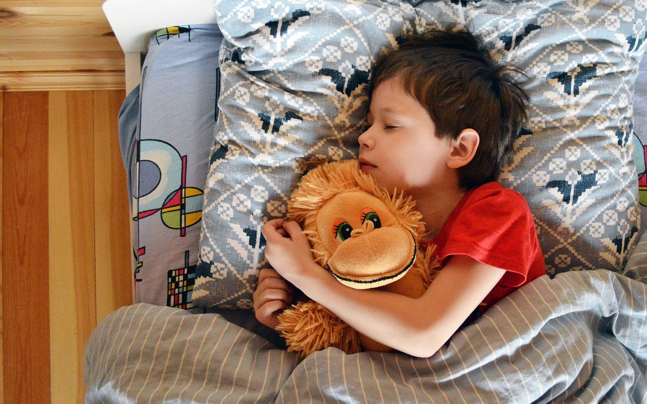 Tidur Di Kamar Sendiri Ternyata Simpan 7 Manfaat Ini Bagi Anak