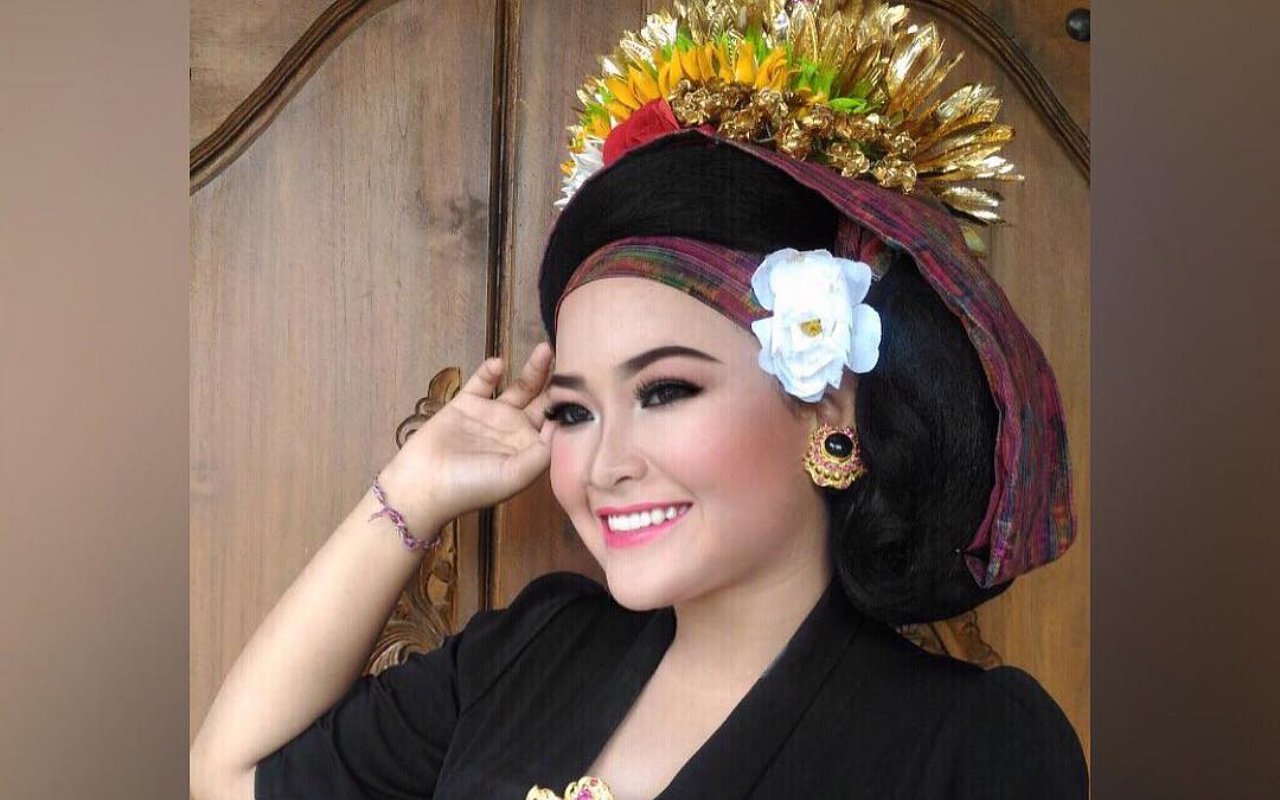 Selebgram Cantik Ayu Wulantari Tewas Bunuh Diri, Foto Terakhir di Balkon Lantai 4 Bikin Merinding