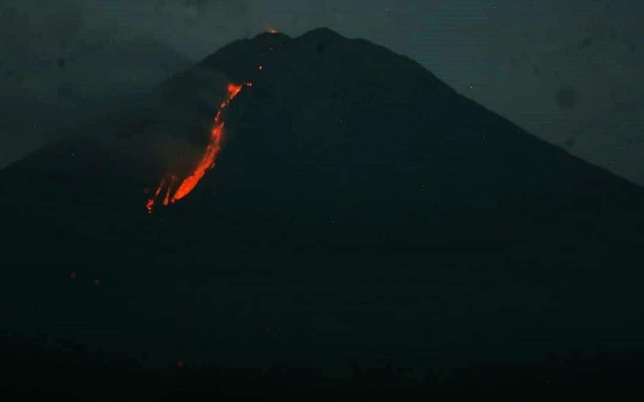 Pendakian Gunung Semeru Ditutup Total Usai Aktivitas Vulkanik Meningkat