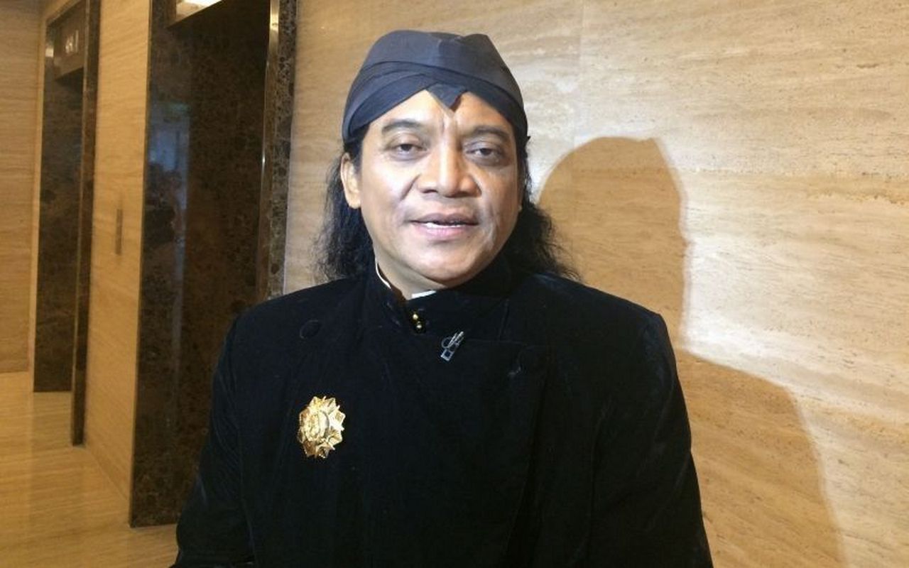 Pamer Potret Lawas Mendiang Didi Kempot, Wajah Muda Istri Kedua Curi Perhatian