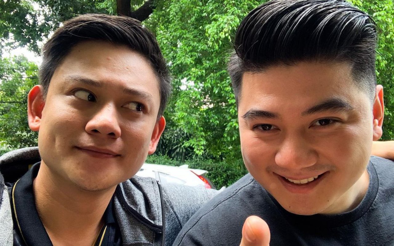 Chef Arnold Latihan Angkat Besi Jelang Battle Masak Terpanas Tahun Ini, Bobon Santoso Auto Minder?