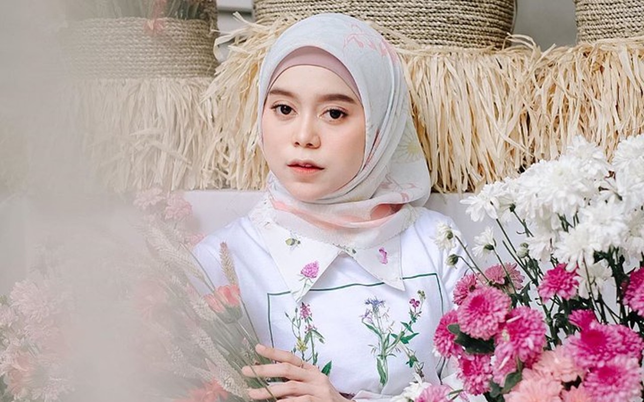 Lesty Kejora Tulis Pesan Romantis untuk Orang Tercinta, Kode Rindu Rizky Billar?