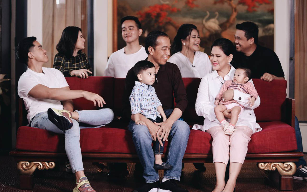 Anak-Menantu Maju ke Pilkada, Media Asing Soroti Dinasti Politik Keluarga Jokowi
