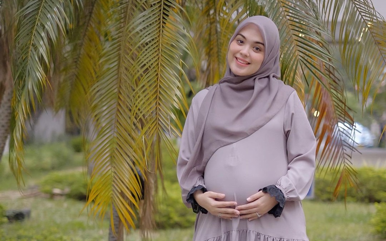 Vebby Palwinta Akhirnya Umumkan Jenis Kelamin Calon Anak Pertama, Begini  Kondisinya