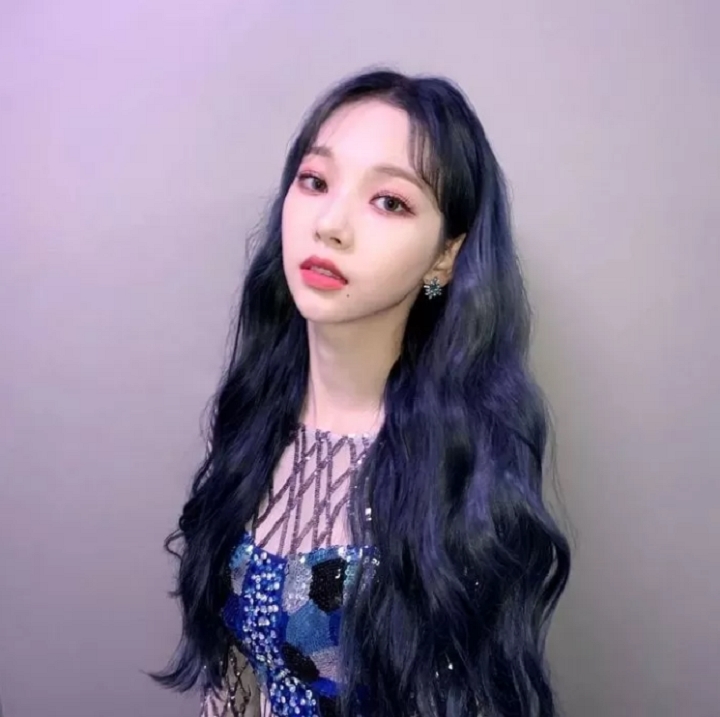 Karina Aespa Tunjukkan Imej Baru Hanya Dengan Tampilkan Gaya Rambut Baru Karina Aespa Tunjukkan Imej Baru Hanya Dengan Tampilkan Gaya Rambut Baru