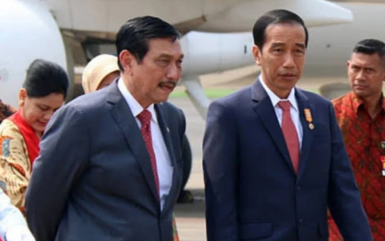 Jokowi Diminta Suntik Vaksin Corona Duluan, Luhut Ungkap Hal Ini