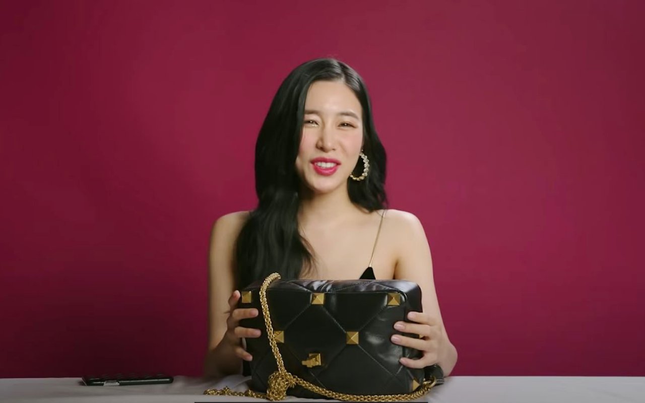 Tiffany SNSD Dituding Endorse Terselubung di Video Pamer Isi Tas, Begini Kata Vogue Korea