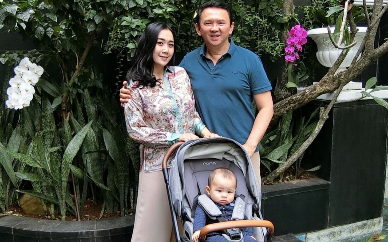 Puput Istri Ahok Cantik Bikin Pangling Bak Idol Korea, Sosok Ibunda Berhijab Ikut Curi Perhatian