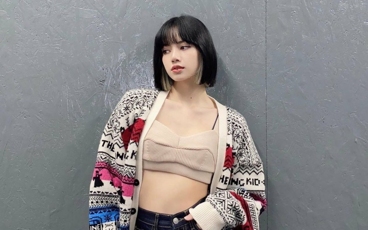 Penampilan Terbaru Lisa BLACKPINK dengan Rambut Pendek Tanpa Poni Sekali Lagi Bikin Kagum