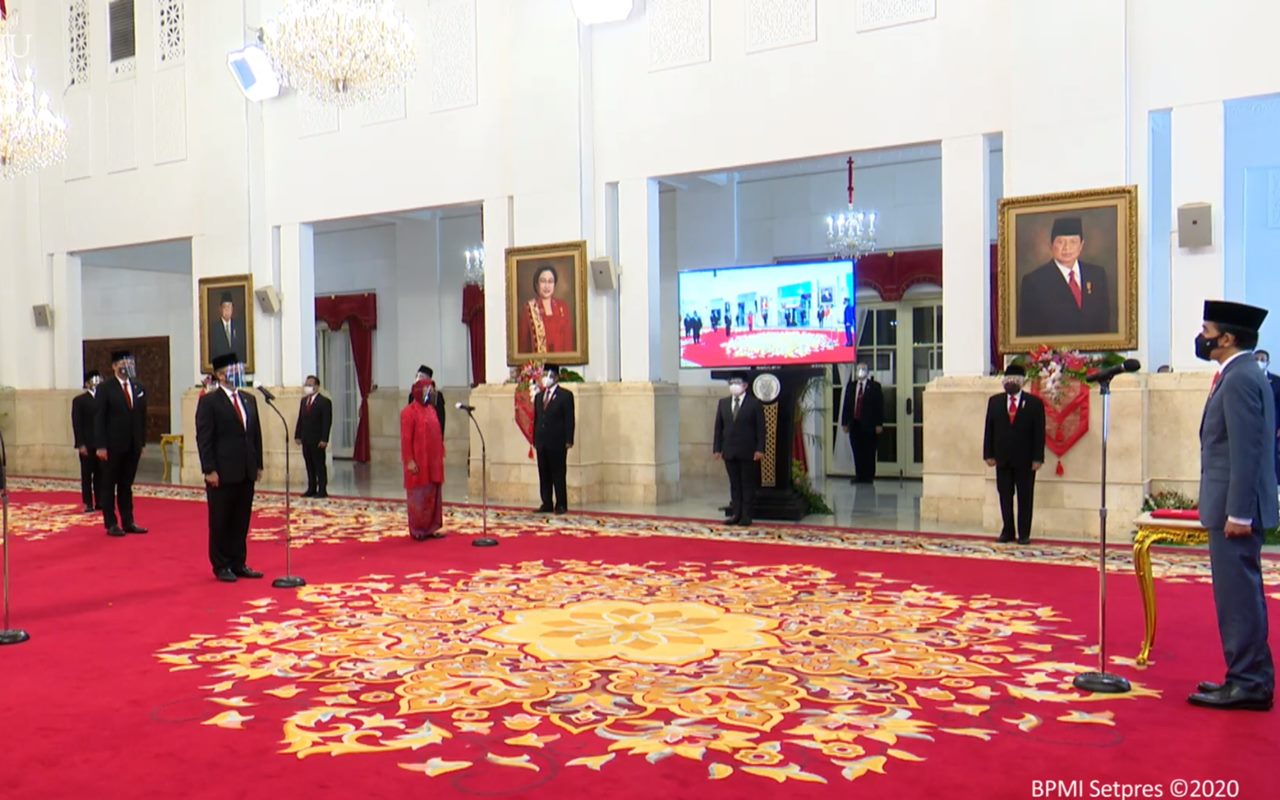 Jokowi Lantik Menteri dan Wamen Baru, Eks Dirut Garuda Gantikan Menkes Budi Gunadi