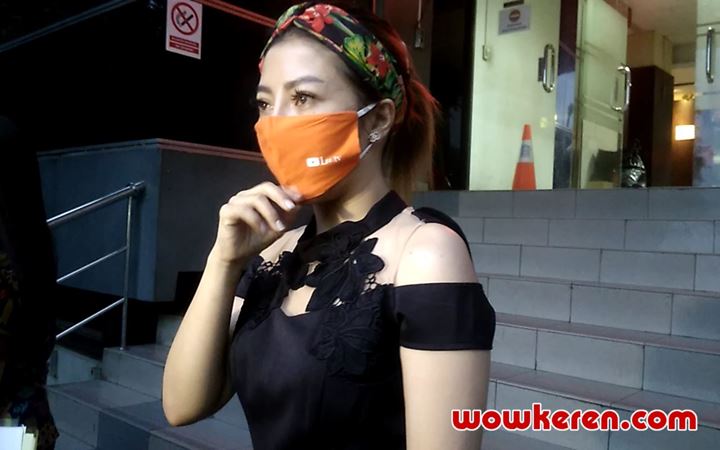 Eks Istri Soal Kabar Okan Cornelius Nikah Lagi, Agnez Mo Tinggal di Jakarta Sampai Aman - Topik Pagi