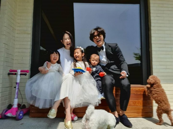 Gary Hengkang, Yoon Sang Hyun \'18 Again\' dan 3 Anaknya Dikonfirmasi Gabung \'Superman Is Back\'