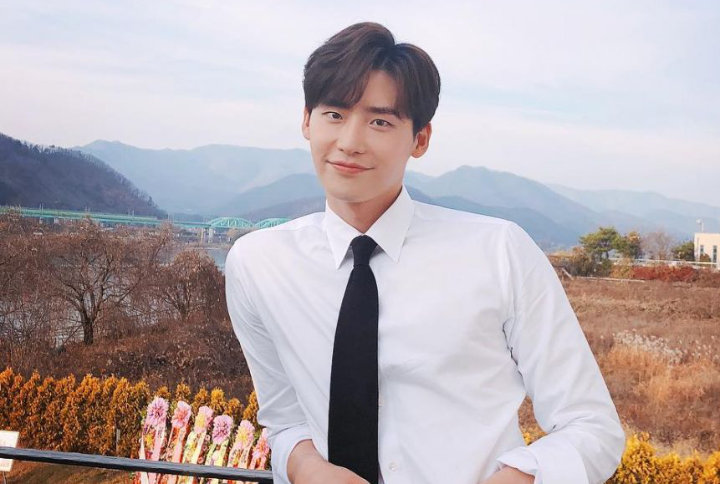 Lee Jong Suk