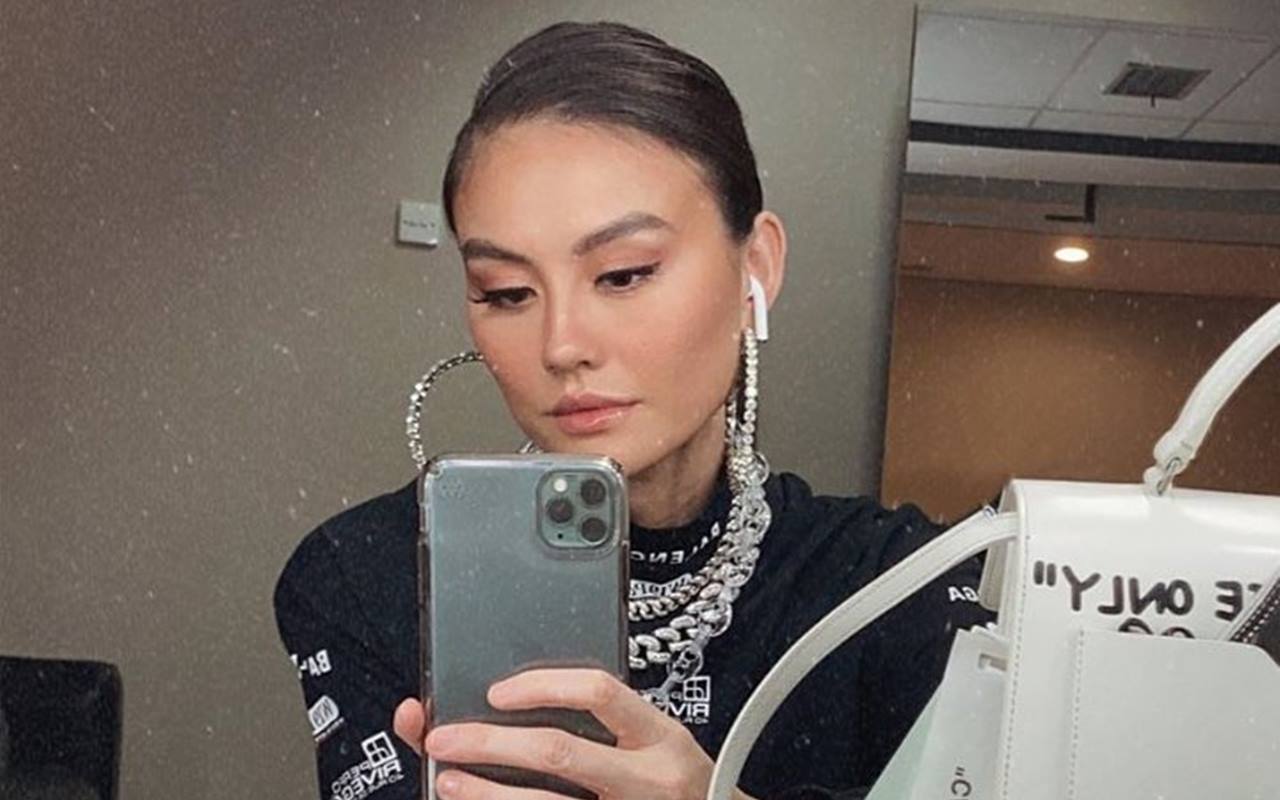 Tak Biasa, Agnez Mo Ternyata Anggap Tuhan Seperti Ayahnya Sendiri Karena Alasan Ini