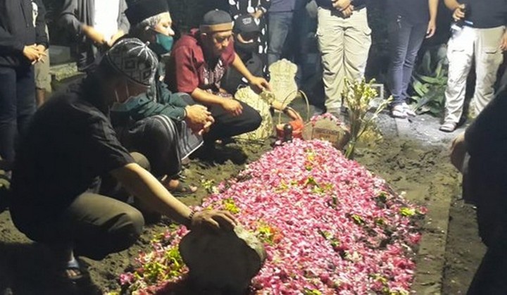 Pemakaman Chacha Sherly di Sidoarjo