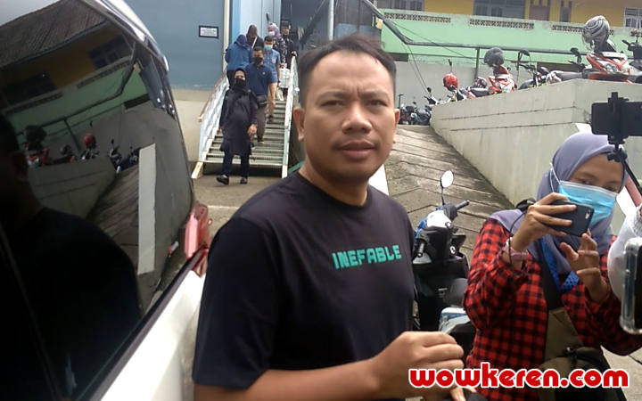 Vicky Prasetyo Buka Suara Soal Status Covid Kalina Oktarani