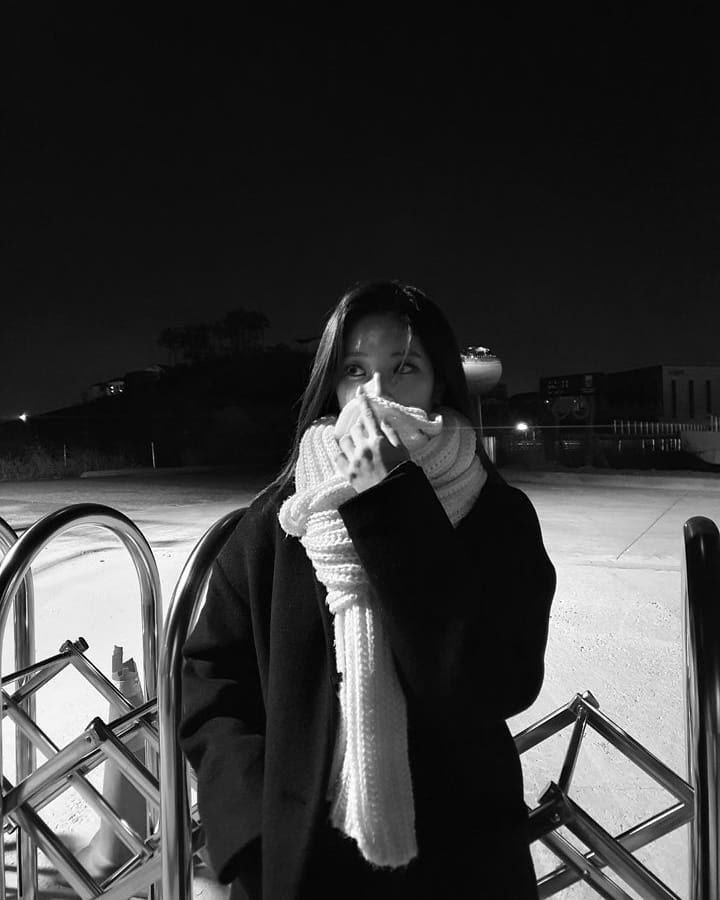 Foto Misterius di Instagram TWICE Bikin Bingung 1