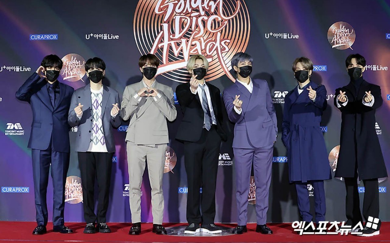 GDA 2021: Coordi Dikritik, Kegantengan BTS di Red Carpet Tetap Tuai Decak Kagum