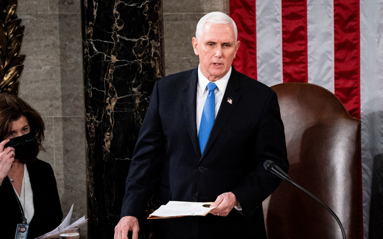 Wapres AS Mike Pence Tolak Amandemen ke-25 untuk Lengserkan Trump