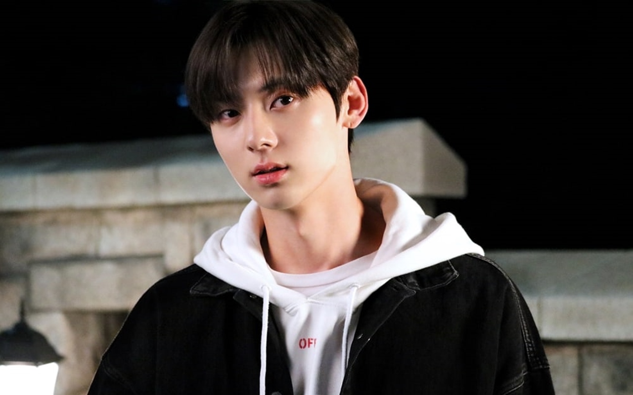 Hwang Minhyun NU'EST Akui Kepribadiannya Mirip Karakternya di 'Live On'