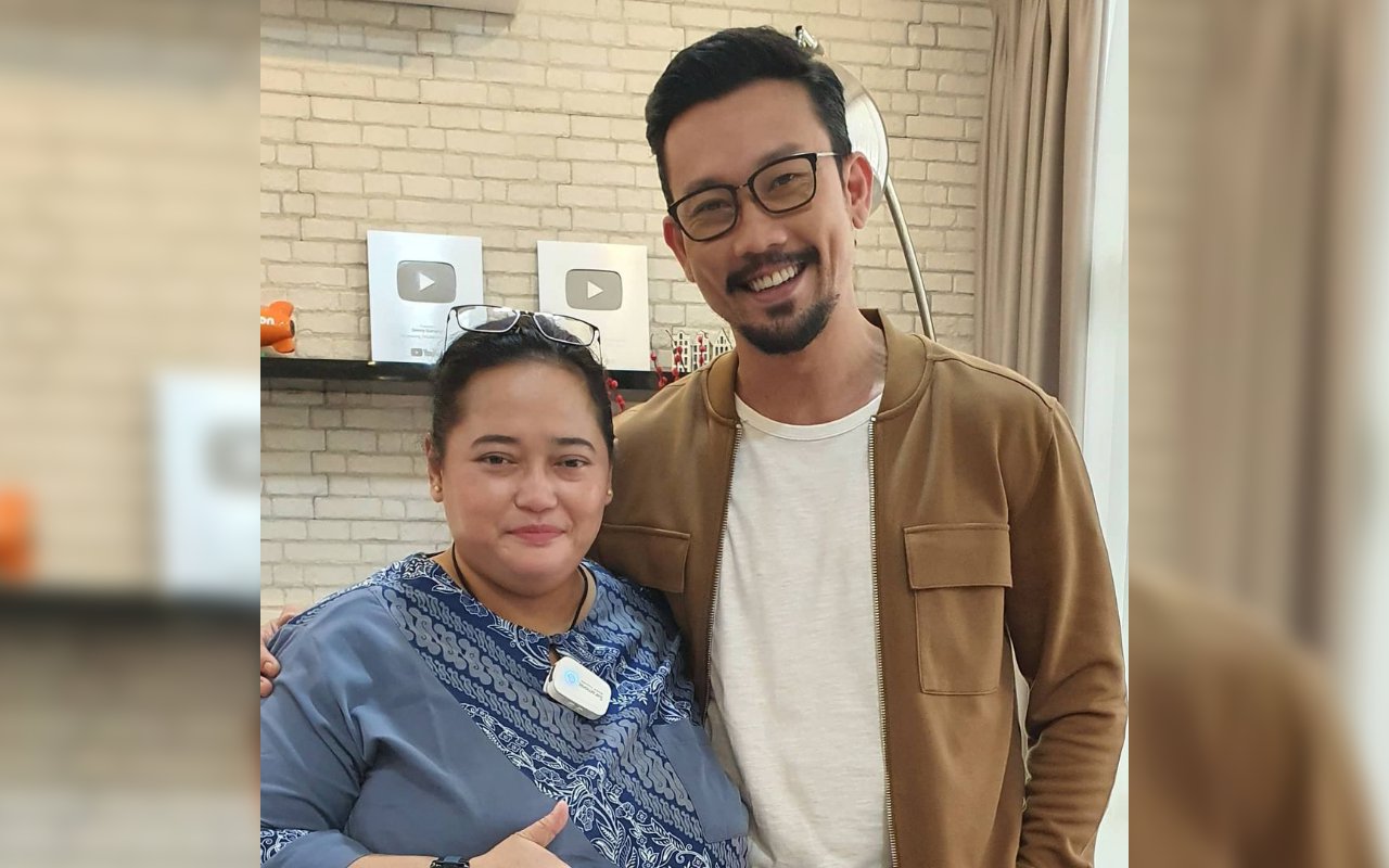 Ditanya Denny Sumargo, Ini Alasan Mbak You Tetap Ungkap Ramalan Meski Dihujat