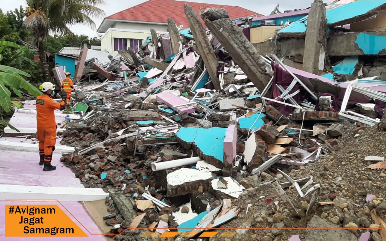 Evakuasi Gempa Sulbar Terus Berlangsung Meski 'Dikejar' Hujan Deras, 45 Orang Dinyatakan Meninggal