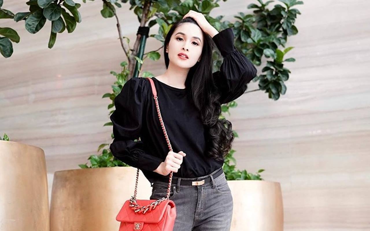 Sandra Dewi Makin Bening Tapi Ngaku Tak Sempurna, Netter Kompak Bilang Begini