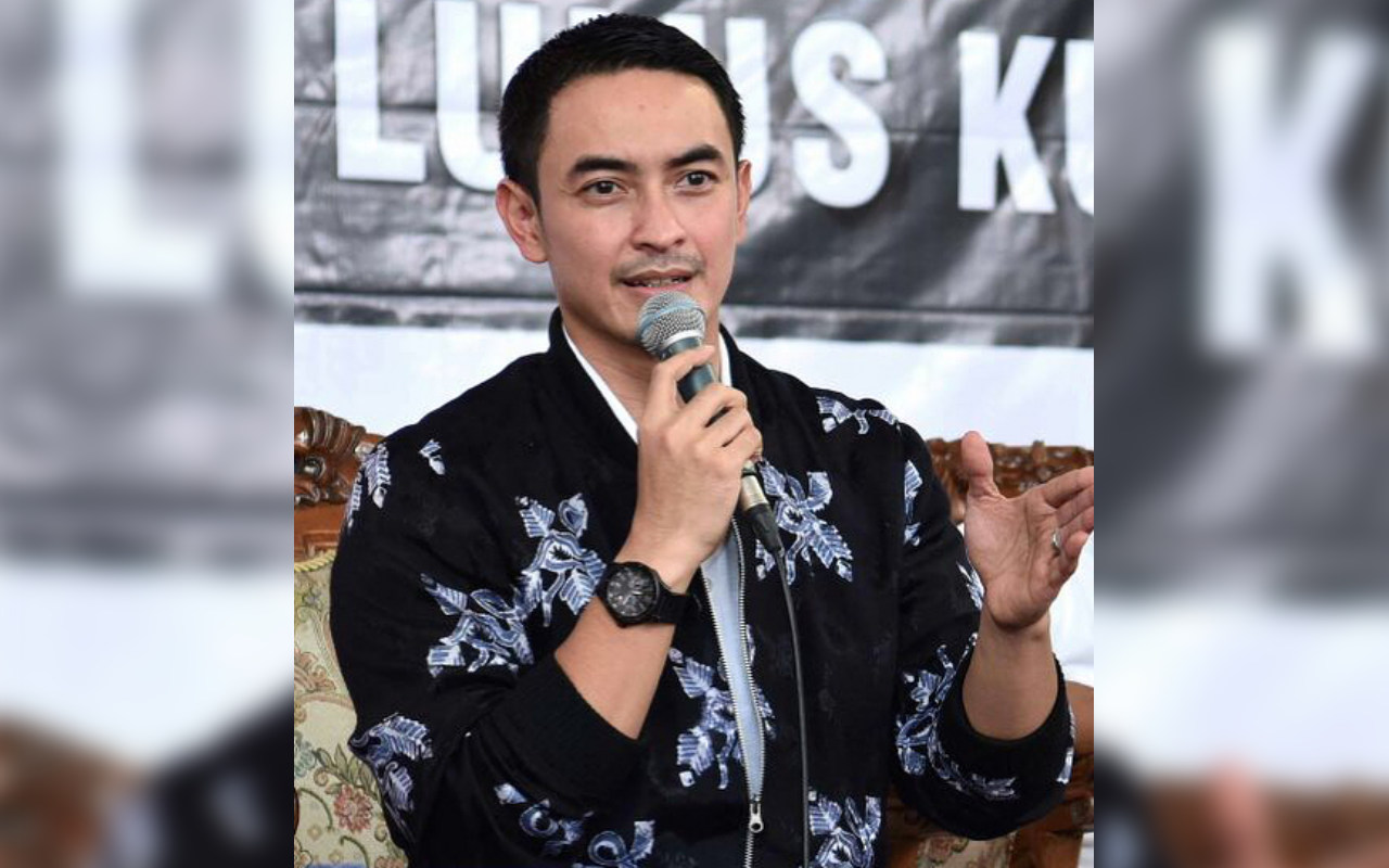 Zumi Zola Bikin Kaget Tak Tahu Gaji Sebagai Gubernur, Penampilan Beda Drastis Usai Dipenjara