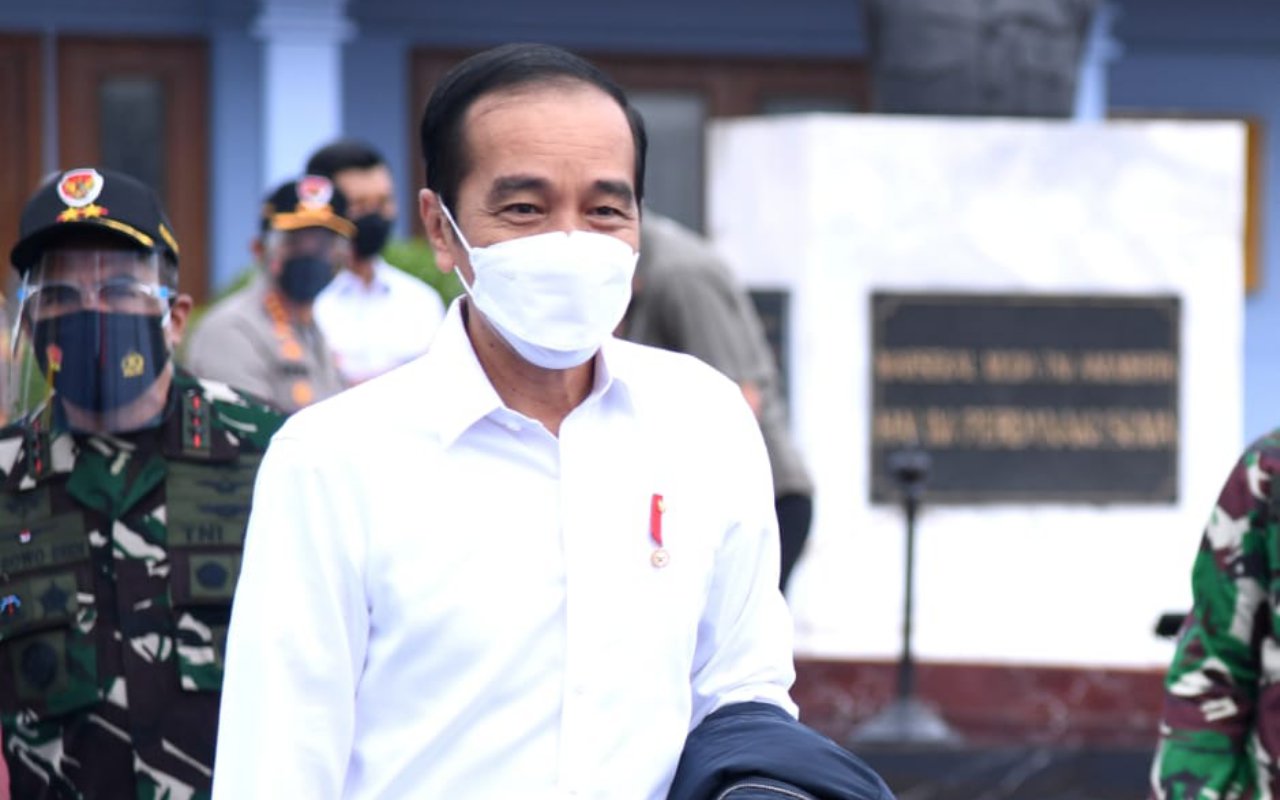 Jokowi Izinkan Penamaan Pulau dan Gunung Pakai Bahasa Asing