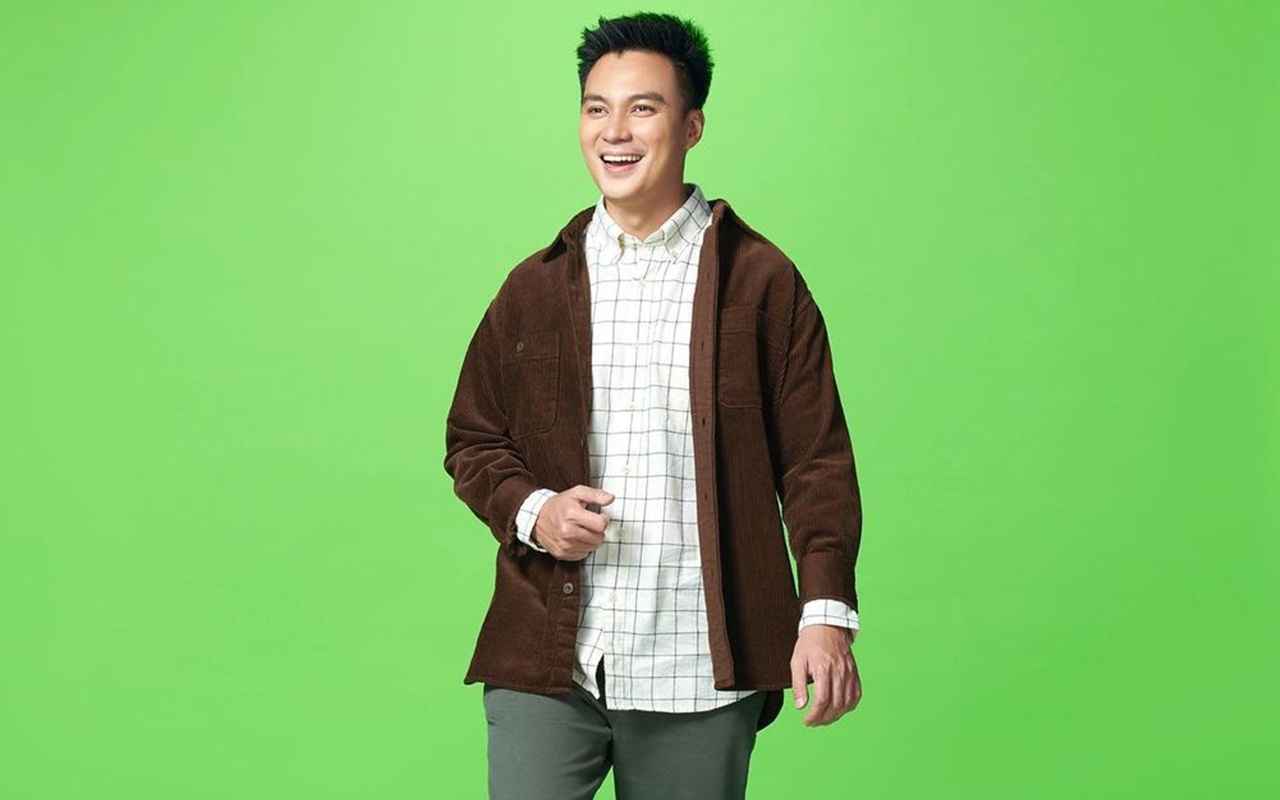 Baim Wong Naik Perahu ke Lokasi Banjir Kalimantan Selatan, Teriakan Histeris Ibu-Ibu Bikin Salfok