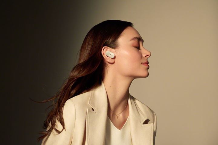 Material Headset