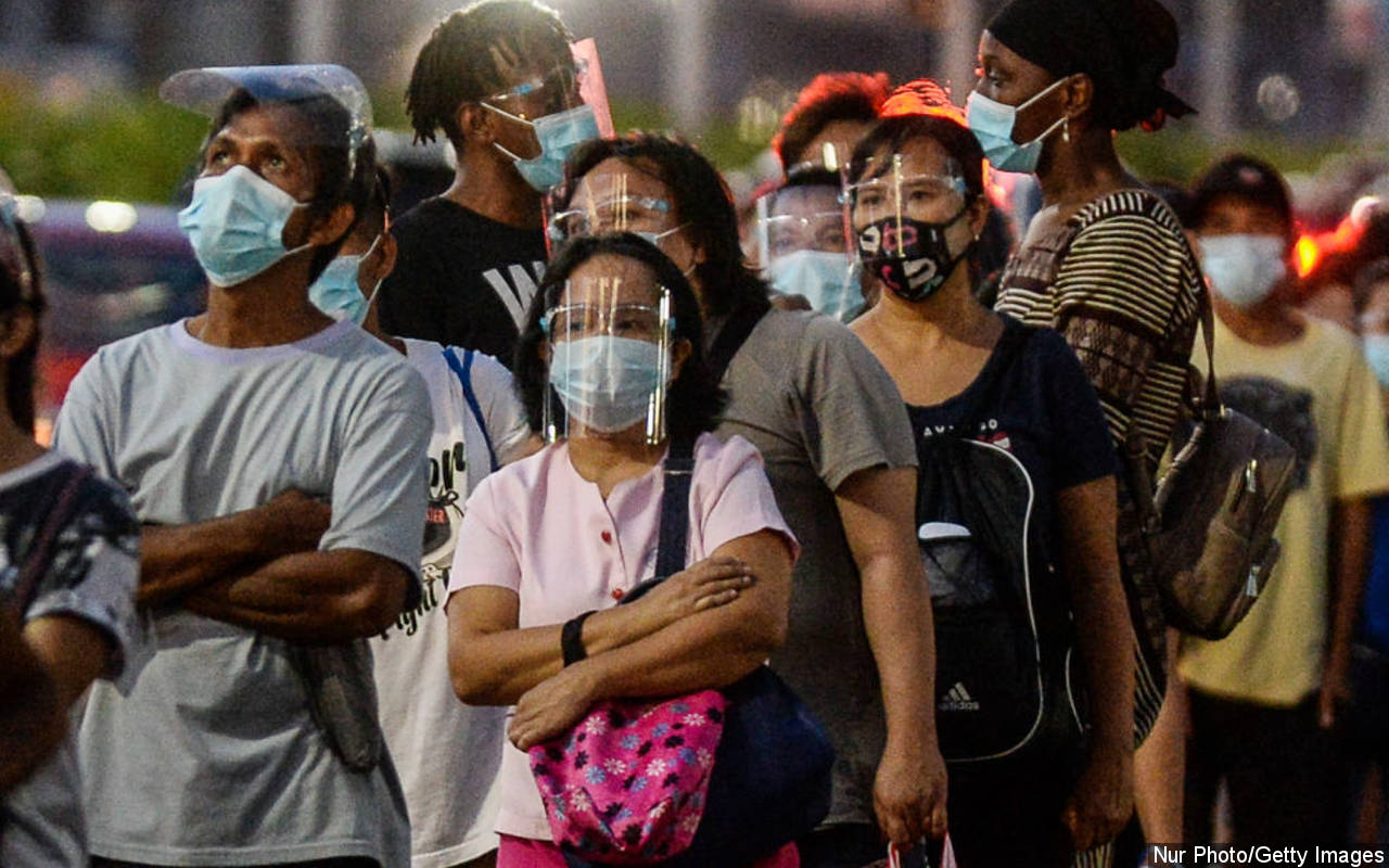 Tak Pakai Masker, Pemkot Surabaya Sita Ratusan KTP Pelanggar