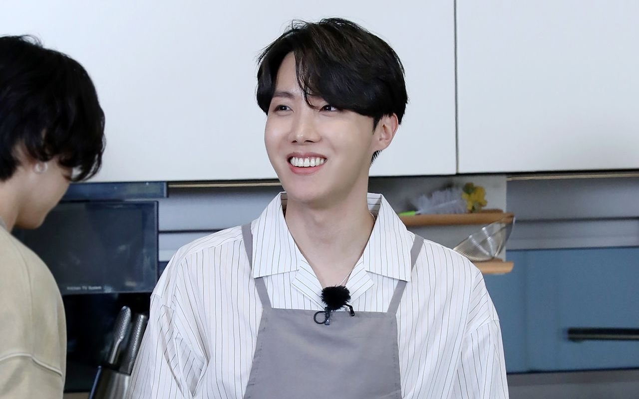 J-Hope BTS Jadi Perbincangan Karena Ngaku Ingin Muncul di Program 'I Live Alone'