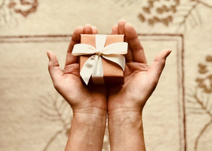 Adakan Kompetisi Berhadiah