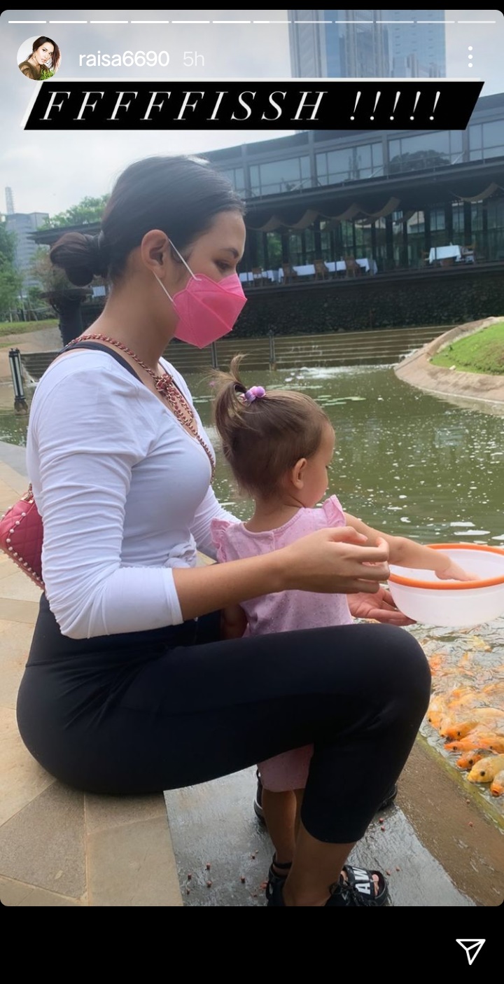Centil Banget, Raisa Pamer Aksi Sang Putri Jalan Sambil Pakai High Heels