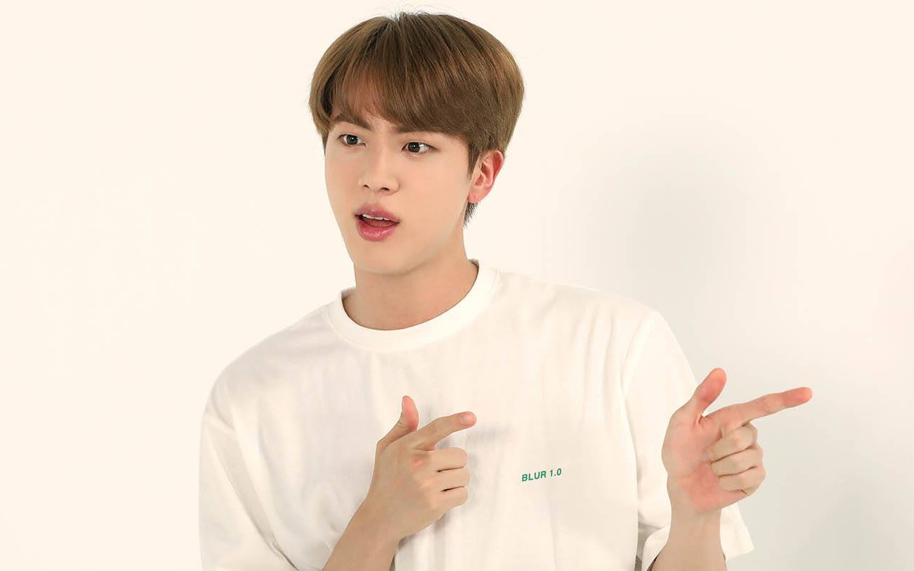 'Mas Ganteng' Jin BTS Viral di Indonesia, IbuIbu Berebut Jadikan