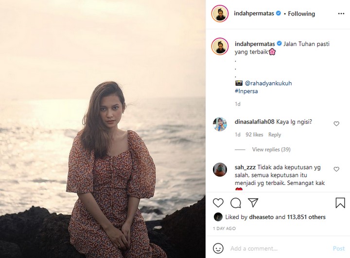 Indah Permatasari Hamil Anak Pertama Arie Kriting?
