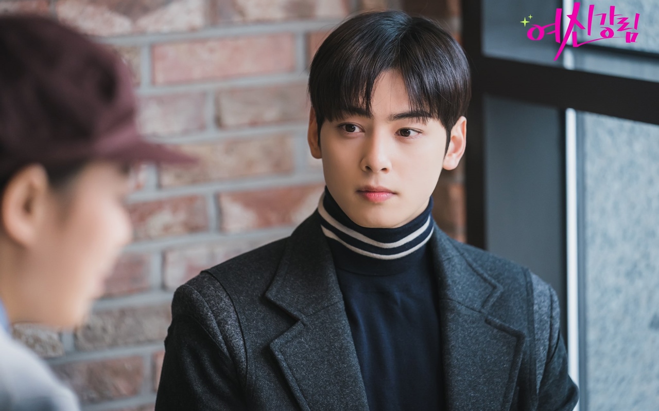 Cha Eunwoo Ungkap Perbedaan Penampilan Lee Su Ho Dewasa di 'True Beauty'